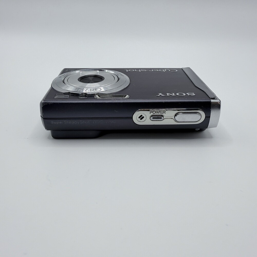 Sony Cyber-shot DSC-W90 8.1MP Digital Camera - Picture 3 of 16